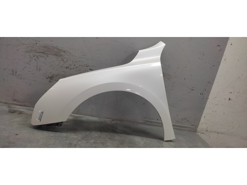 Recambio de aleta delantera izquierda para peugeot 508 allure hybrid4 referencia OEM IAM   