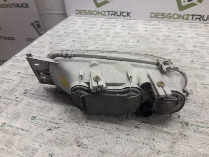Recambio de faro derecho para ford fiesta berlina básico referencia OEM IAM   