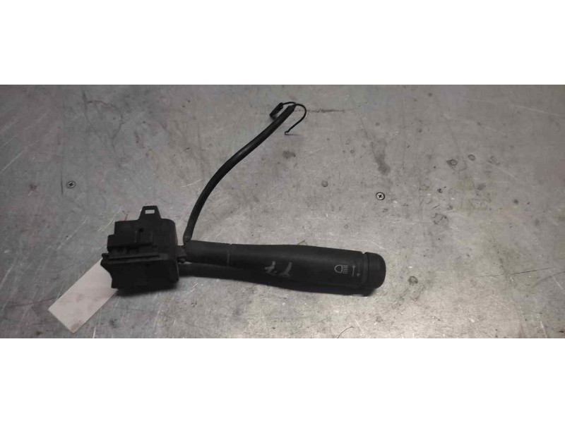 Recambio de mando intermitentes para nissan trade 100 chasis cabina referencia OEM IAM   