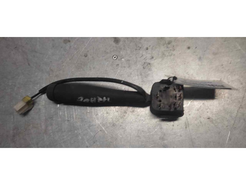 Recambio de mando intermitentes para nissan trade 100 chasis cabina referencia OEM IAM   