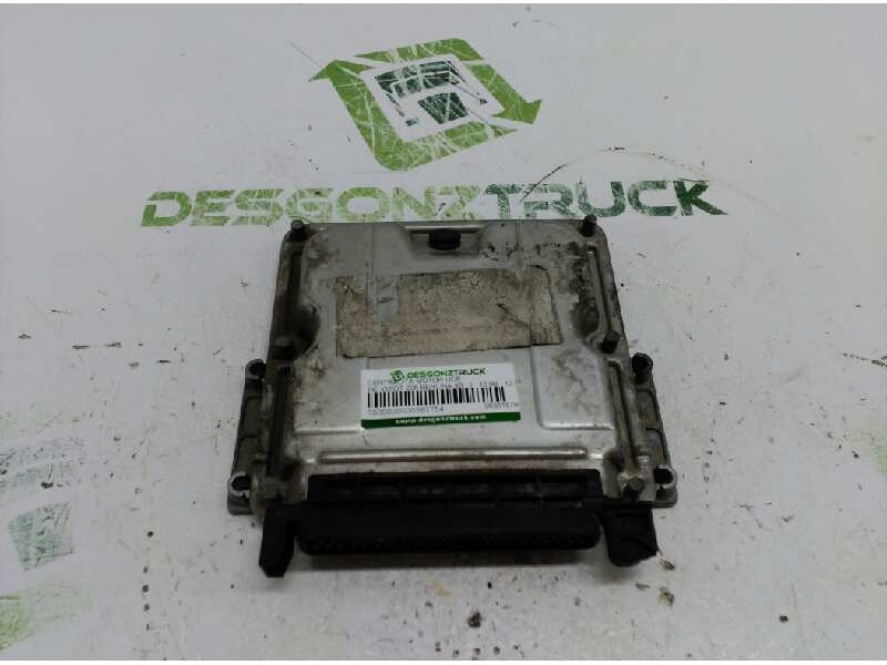 Recambio de centralita motor uce para peugeot 206 berlina xs referencia OEM IAM 9635157980 0281001866 - BOSCH 28FM0126