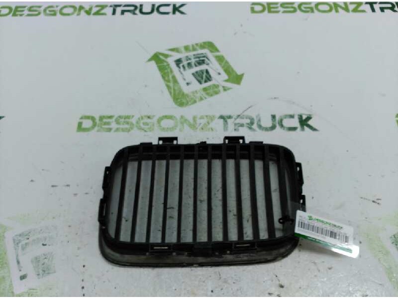 Recambio de rejilla delantera derecha para bmw serie 3 coupe (e36) 318is se referencia OEM IAM 51138122238  