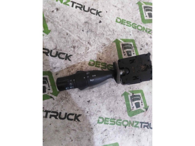 Recambio de mando intermitentes para renault premium route 2006 fas 4x2 larga distancia referencia OEM IAM 5010589561  