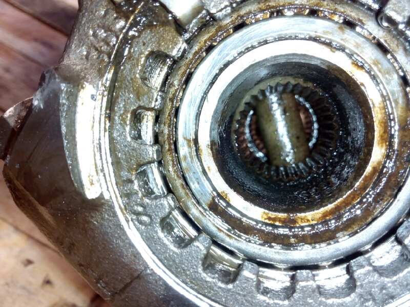 Recambio de grupo para nissan trucks cabstar e 110.35 referencia OEM IAM 37:10  