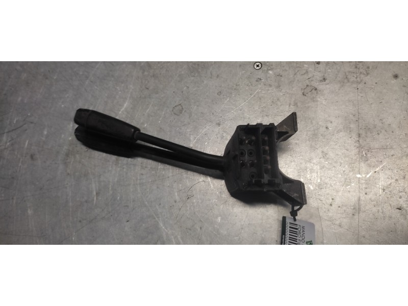 Recambio de mando multifuncion para ford fiesta berl./express festival / cl referencia OEM IAM 77FG11K665AA  