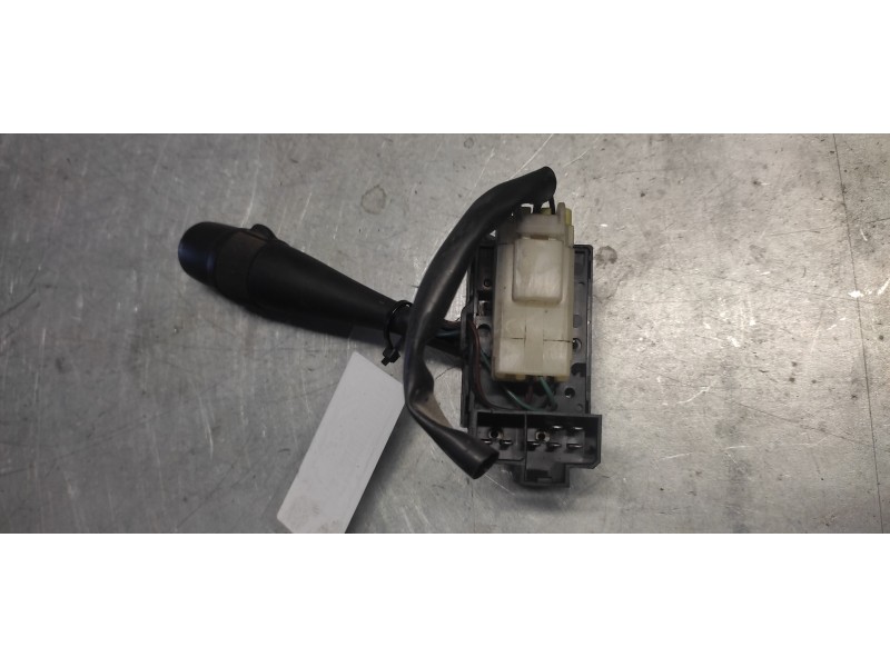 Recambio de mando limpia para nissan vanette cargo vanette cargo caja cerrada referencia OEM IAM   