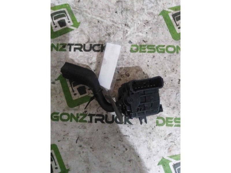 Recambio de mando limpia para renault premium route 2006 fas 4x2 larga distancia referencia OEM IAM 7421535700  