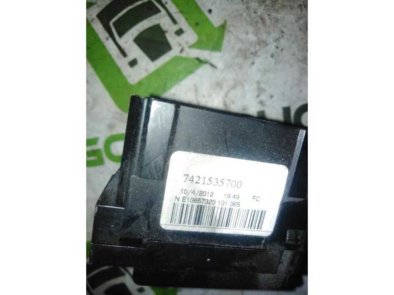 Recambio de mando limpia para renault premium route 2006 fas 4x2 larga distancia referencia OEM IAM 7421535700  