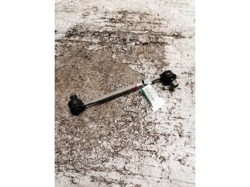 Recambio de bieleta barra estabilizadora delantera para skoda fabia (5j2 ) active referencia OEM IAM 6R0411315  