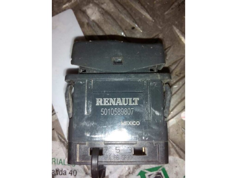 Recambio de interruptor para renault premium route 2006 fas 4x2 larga distancia referencia OEM IAM 5010589807  