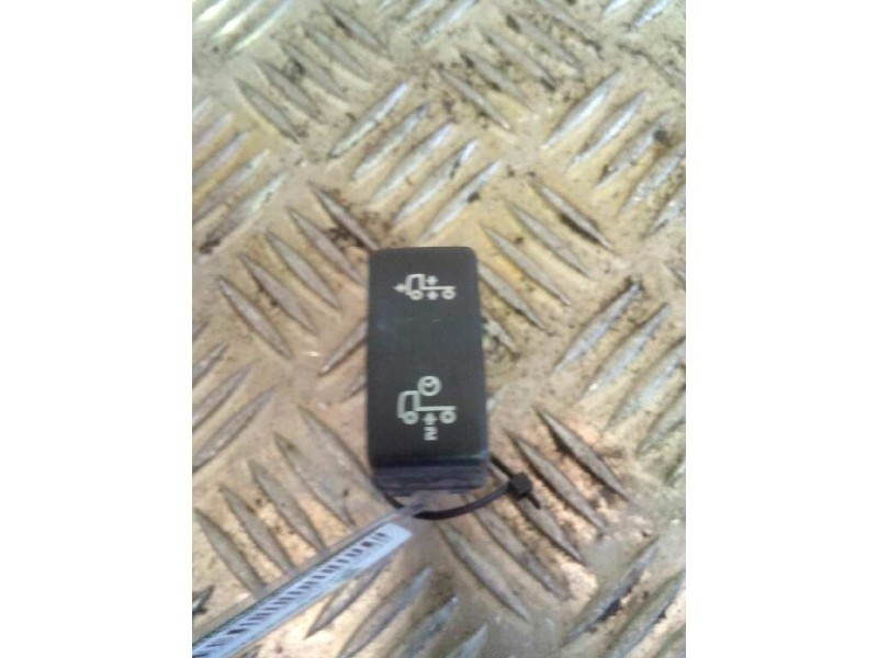 Recambio de interruptor para renault premium route 2006 fas 4x2 larga distancia referencia OEM IAM 5010589796  