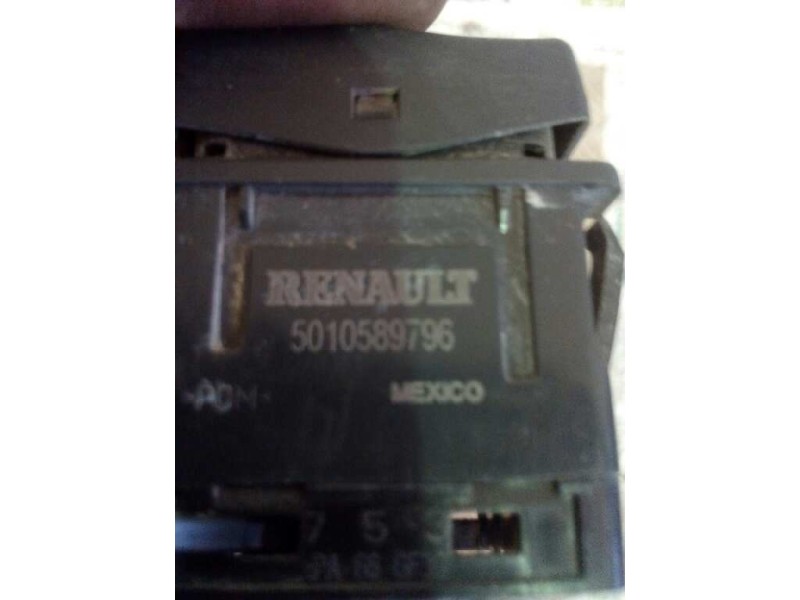 Recambio de interruptor para renault premium route 2006 fas 4x2 larga distancia referencia OEM IAM 5010589796  