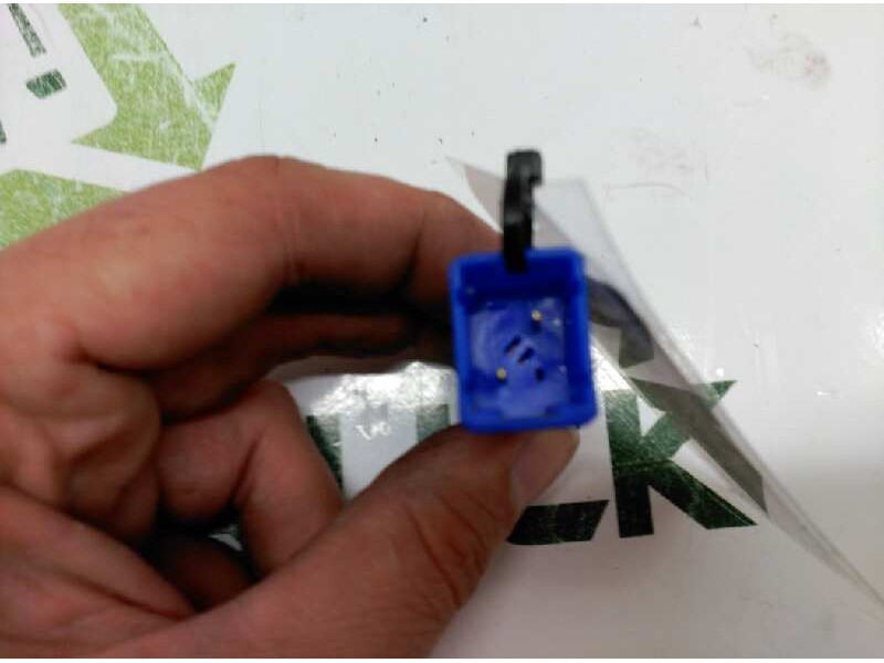 Recambio de sensor pedal embrague para renault laguna ii (bg0) confort expression referencia OEM IAM 110895  