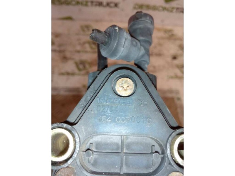 Recambio de valvula aire para iveco stralis (as) 10.3 diesel referencia OEM IAM 4640070010  VALVULA NIVELADORA