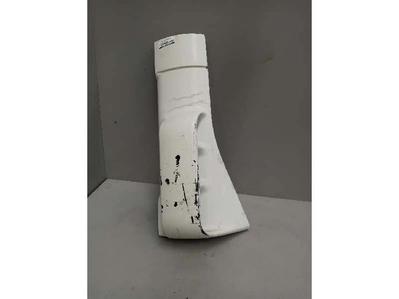 Recambio de deflector derecho para iveco stralis (ad/at) 7.8 diesel referencia OEM IAM 504040699  