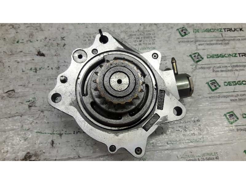Recambio de depresor freno / bomba vacio para nissan almera tino (v10m) ambience referencia OEM IAM 14650AD200  