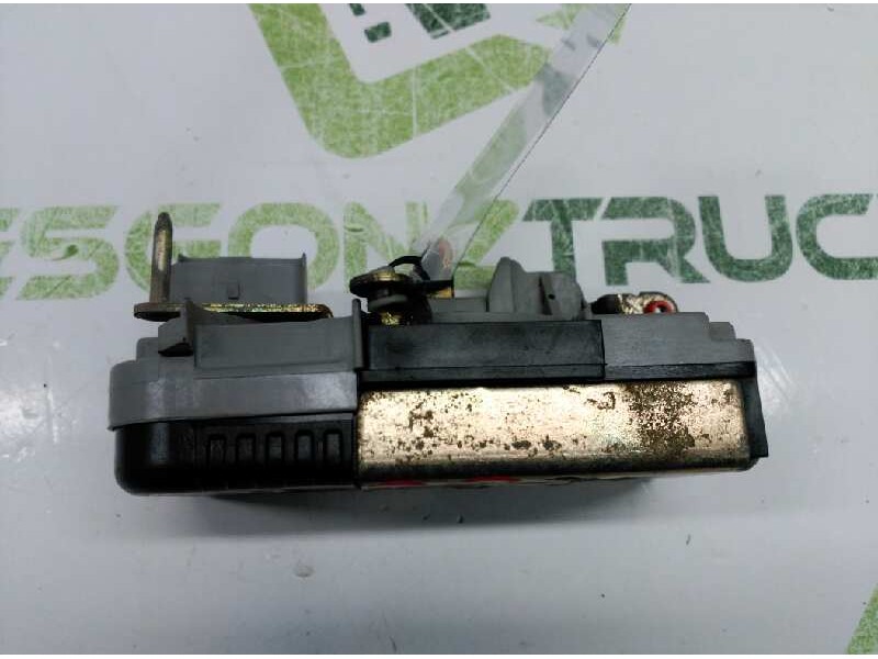 Recambio de cerradura puerta delantera derecha para peugeot expert kasten standard furgón 220c referencia OEM IAM 9136K2  