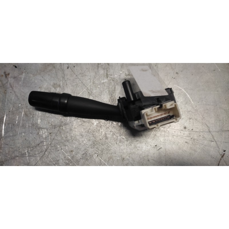 Recambio de mando intermitentes para toyota corolla verso (r1) 2,2 d-4d sport referencia OEM IAM 8414005110 16 PINS 