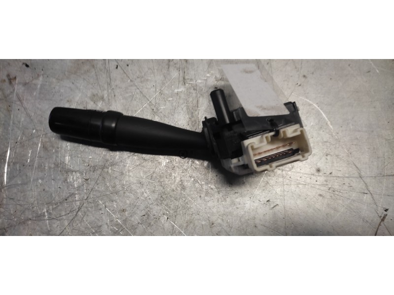 Recambio de mando intermitentes para toyota corolla verso (r1) 2,2 d-4d sport referencia OEM IAM 8414005110 16 PINS 