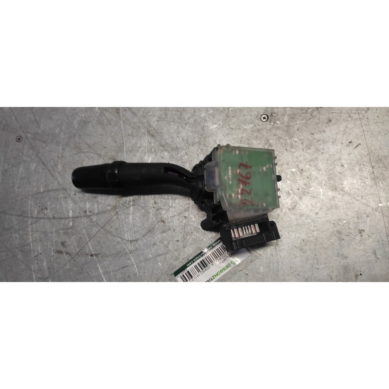 Recambio de mando limpia para toyota corolla verso (r1) 2,2 d-4d sport referencia OEM IAM 8465205170 14 PINS 