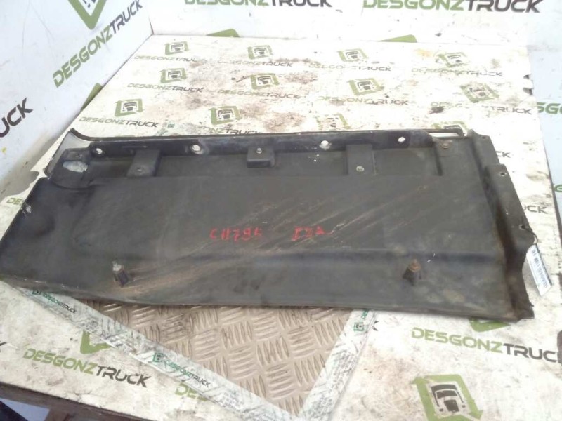 Recambio de moldura trasera cabina para iveco stralis (as) 10.3 diesel referencia OEM IAM IZQUIERDA  