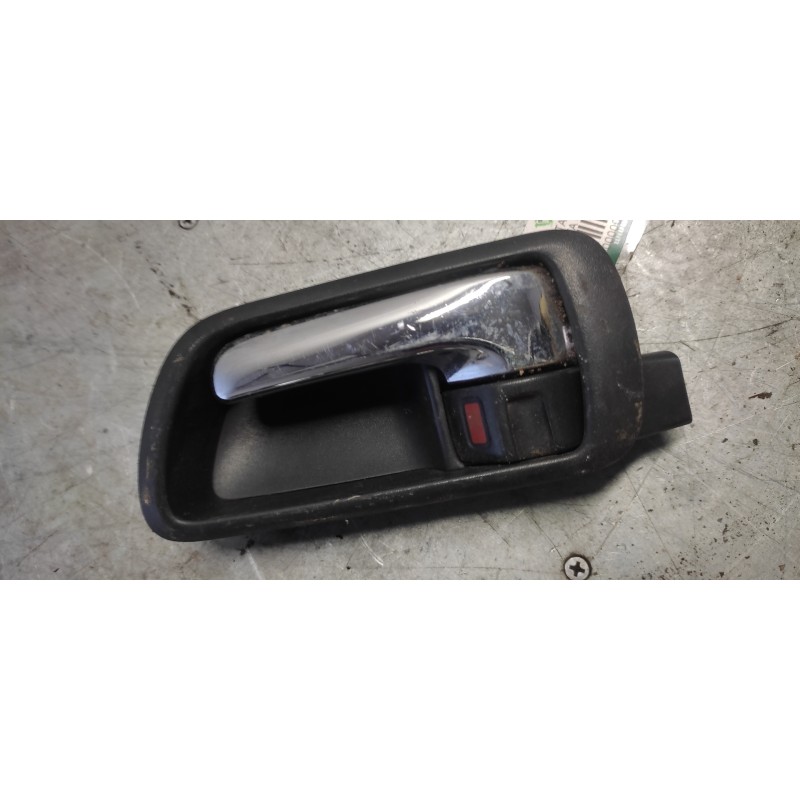 Recambio de maneta interior delantera izquierda para toyota corolla verso (r1) 2,2 d-4d sport referencia OEM IAM   