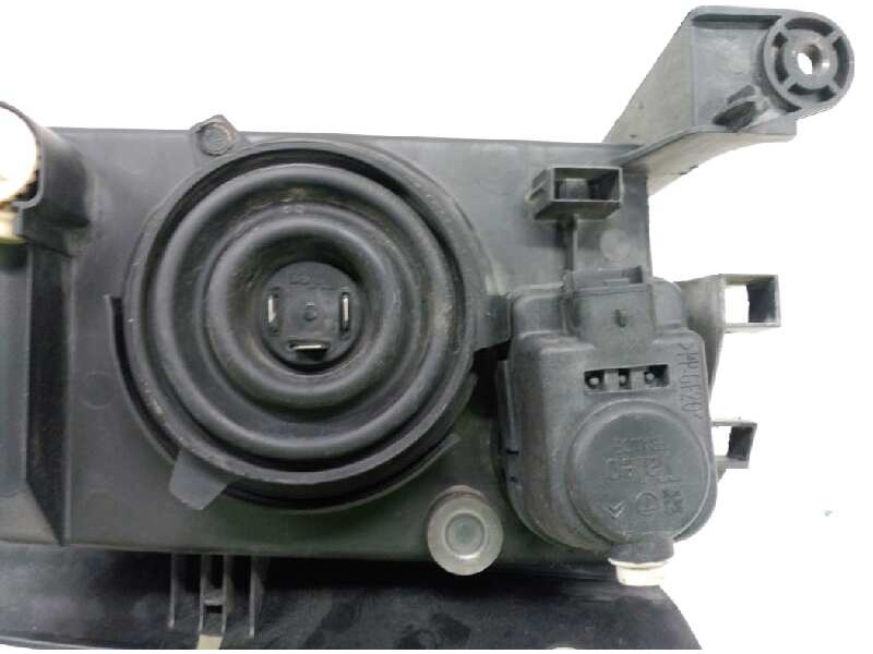 Recambio de faro izquierdo para peugeot partner (s1) universal studios port aventura referencia OEM IAM   