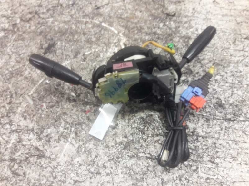 Recambio de mando multifuncion para kia carens 2.0 crdi ex monovolumen referencia OEM IAM KH2V560489 16 PINS 