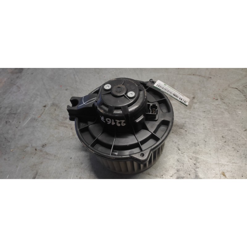 Recambio de ventilador calefaccion para toyota corolla verso (r1) 2,2 d-4d sport referencia OEM IAM 0130101601  