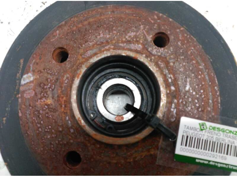 Recambio de tambor freno trasero para peugeot 205 berlina 1.1 mito referencia OEM IAM 7700419824  