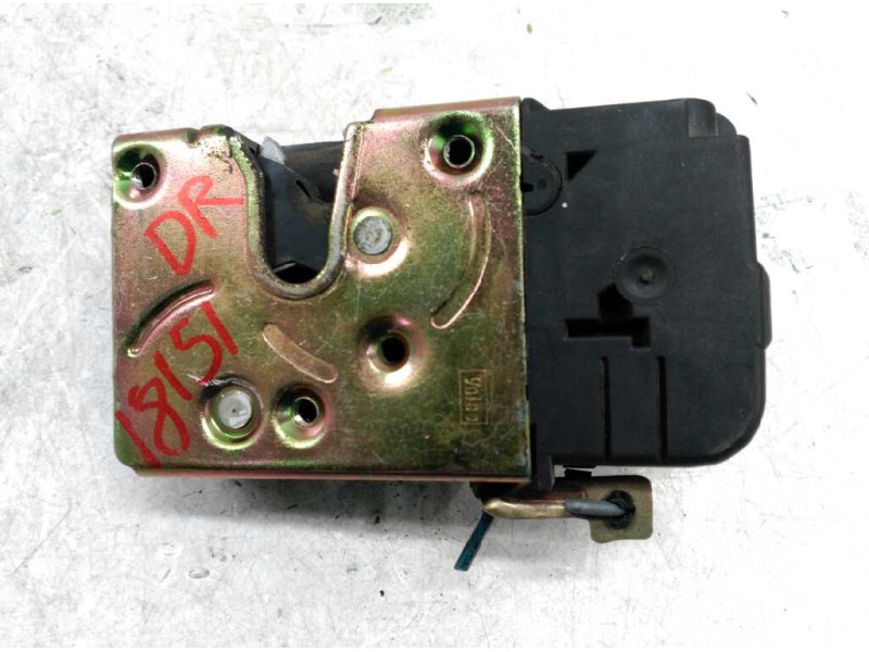 Recambio de cerradura puerta delantera derecha para peugeot 206 berlina xr referencia OEM IAM   