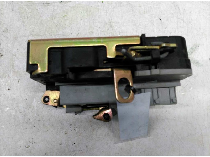 Recambio de cerradura puerta delantera derecha para peugeot 206 berlina xr referencia OEM IAM   