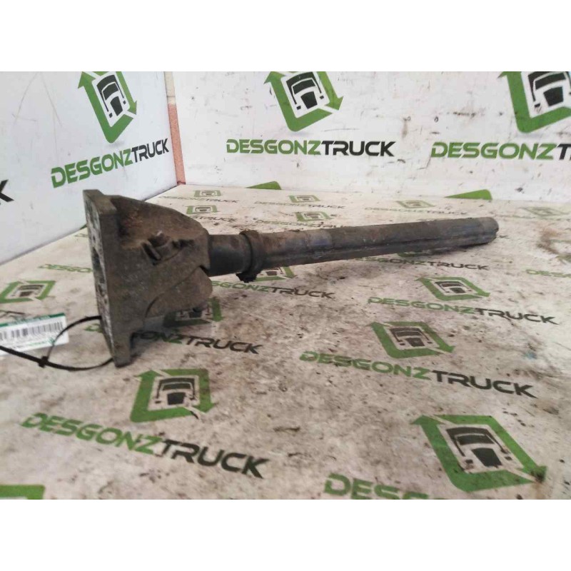 Recambio de soporte guardabarros trasero para renault serie t fg 4x2 cabina high-sleeper referencia OEM IAM IZQUIERDO  