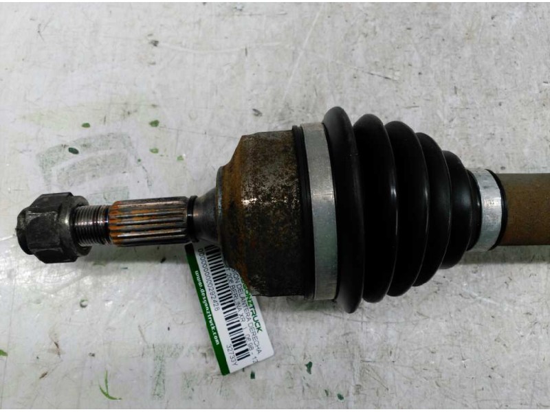 Recambio de transmision delantera derecha para peugeot 206 berlina xr referencia OEM IAM 32733Y  