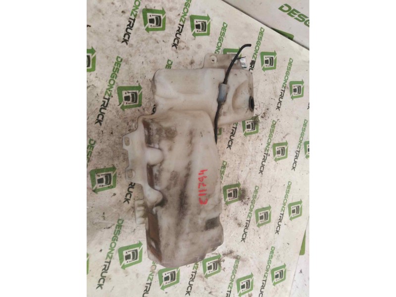 Recambio de deposito limpia para renault serie t fg 4x2 cabina high-sleeper referencia OEM IAM 82303046 82407406 