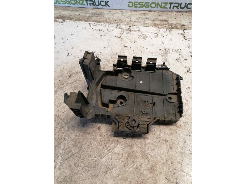 Recambio de soporte bateria para peugeot 407 st sport pack referencia OEM IAM 9645693080  