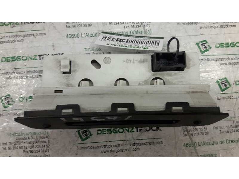 Recambio de pantalla multifuncion para peugeot 206 berlina x-line referencia OEM IAM 9647409777  