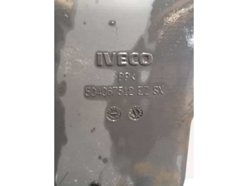 Recambio de guardabarros delantero izquierdo para iveco stralis (ad/at) 7.8 diesel referencia OEM IAM 504067512  