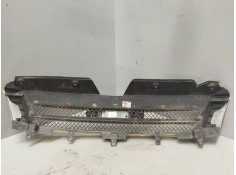 Recambio de rejilla delantera central para iveco daily pr referencia OEM IAM 5801255766   2