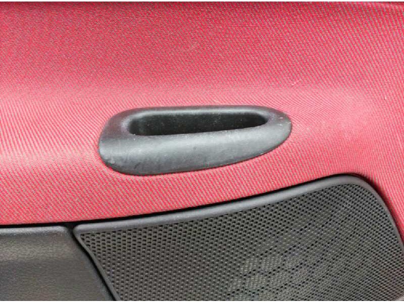 Recambio de guarnecido puerta delantera izquierda para peugeot 206 berlina x-line referencia OEM IAM   
