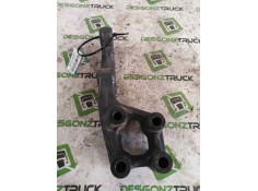 Recambio de soporte para renault serie t fg 4x2 cabina high-sleeper referencia OEM IAM 21196590 DERECHO SOPORTE CABINA TRASERO