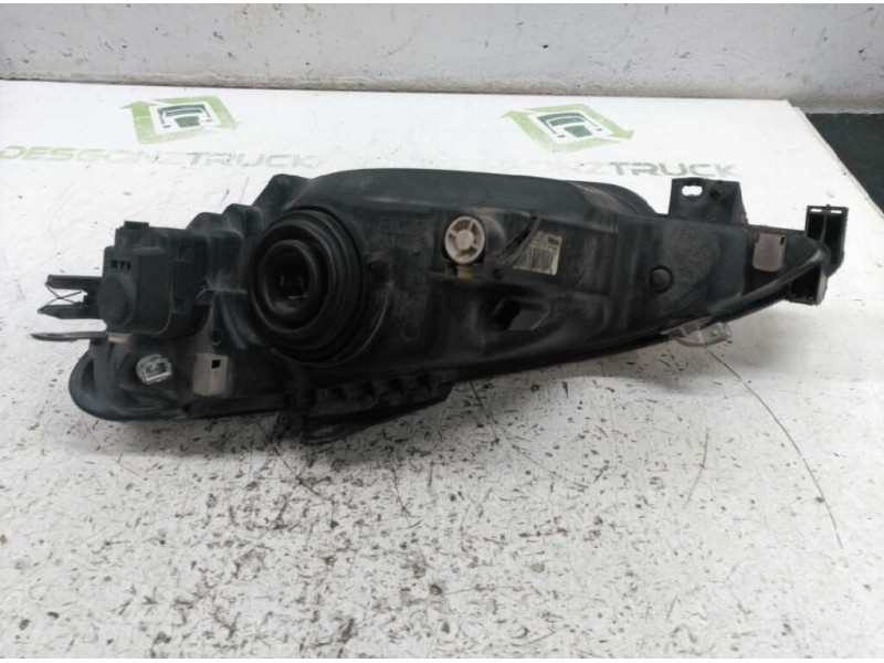 Recambio de faro derecho para peugeot 206 berlina xr referencia OEM IAM   