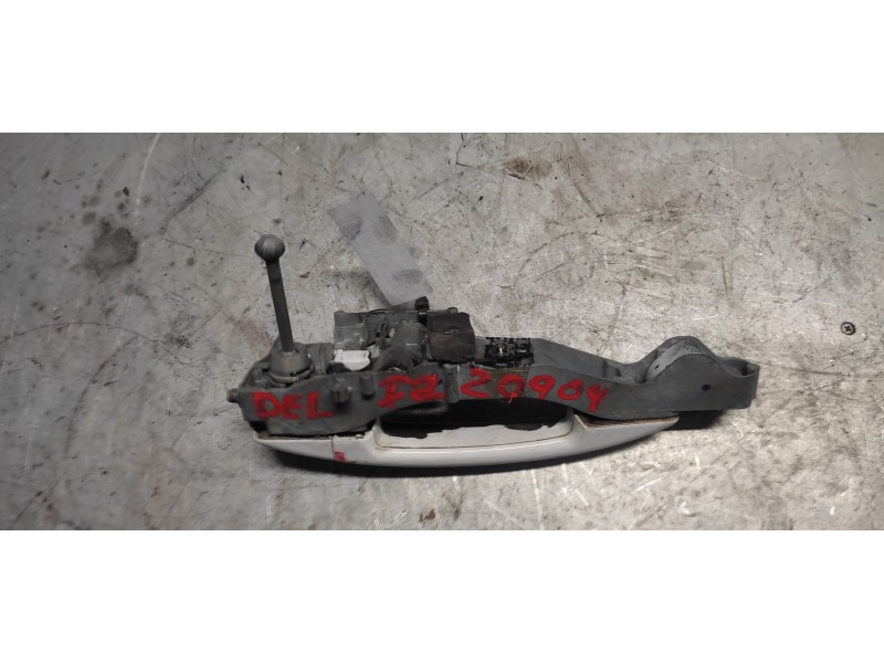 Recambio de maneta exterior delantera izquierda para citroën c4 grand picasso avatar referencia OEM IAM 9080168680  