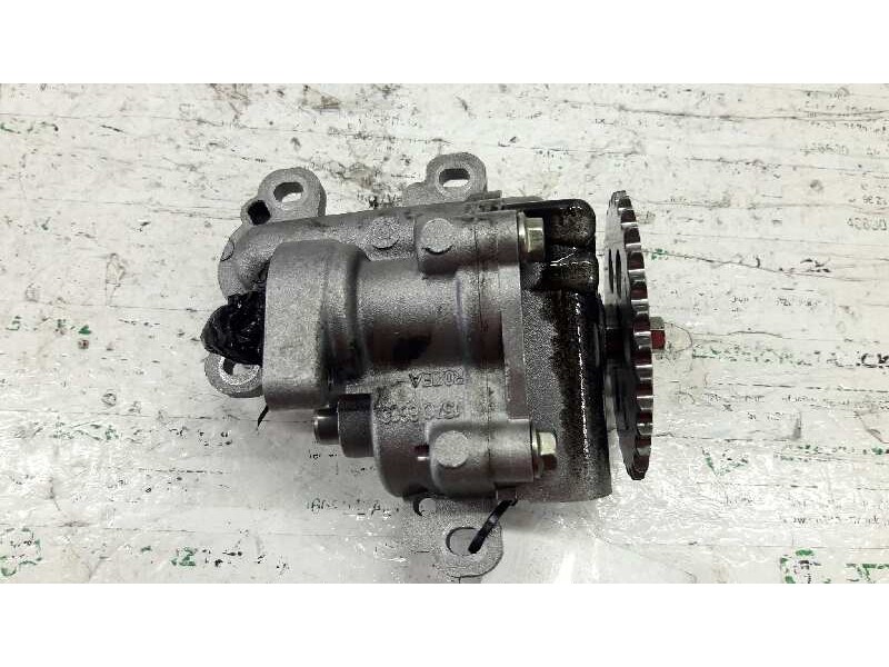 Recambio de bomba aceite para ford mondeo berlina (ge) ambiente referencia OEM IAM 070905165  
