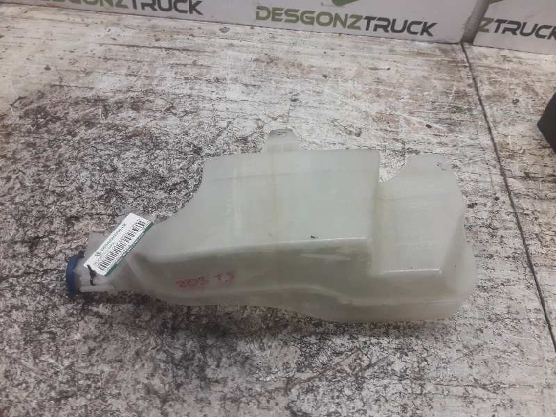 Recambio de deposito limpia para iveco daily caja cerrada (1999 =>) 35 - s 11 caja cerrada referencia OEM IAM 500336393  