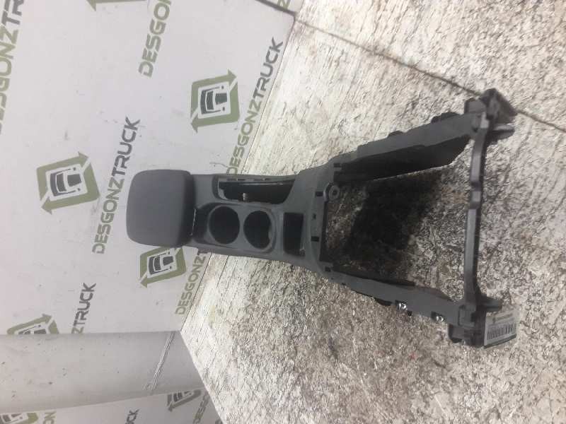 Recambio de guarnecidos palanca cambio para citroën c4 lim. seduction referencia OEM IAM 9688972577  