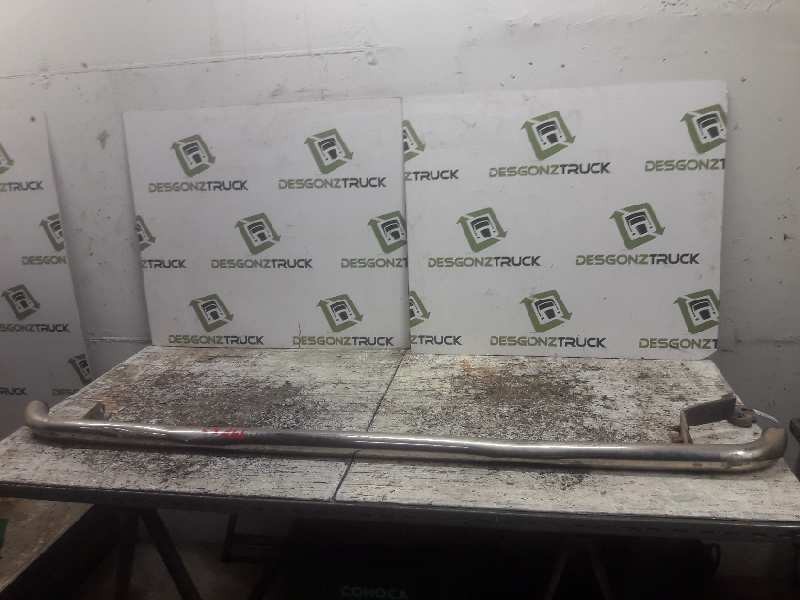 Recambio de estribo izquierdo para kia carnival ii 2.9 cdri ex referencia OEM IAM   