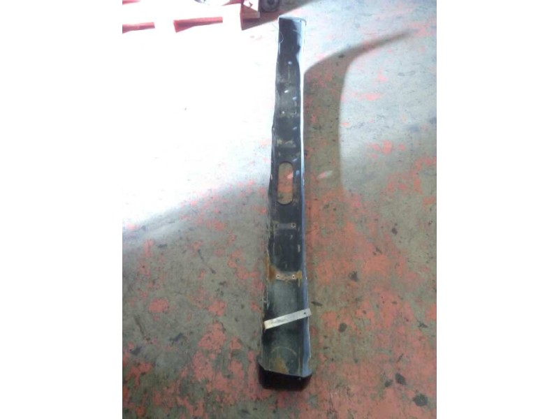 Recambio de paragolpes delantero para pegaso trucks ekus 1215.8 referencia OEM IAM   