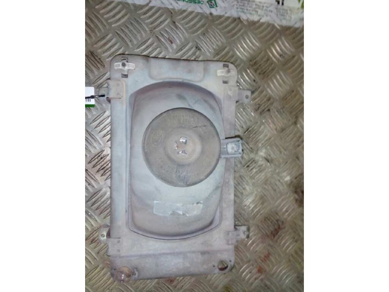 Recambio de faro derecho para pegaso trucks ekus 1215.8 referencia OEM IAM   