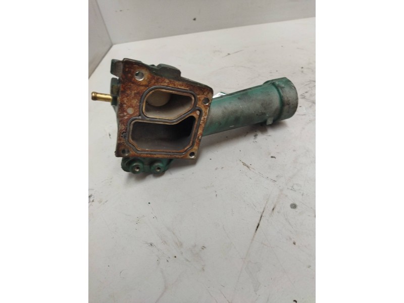 Recambio de tubo para volvo fh xxx fg 4x2 low corto referencia OEM IAM 21767462  